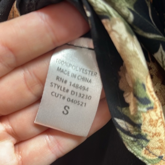 WINDSOR | Ruffled Romance Black and Gold Floral Skater Dress Size Small - Picture 11 of 11